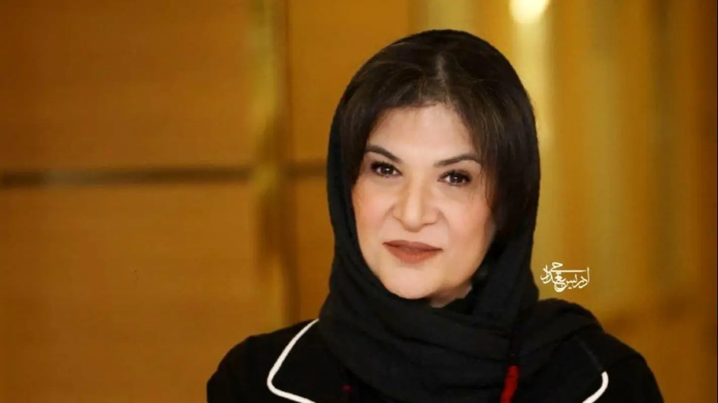 عکسی از پسر ریما رامین فر در آغوش مادرش / قدبلند مثل پدر بازیگرش ! 