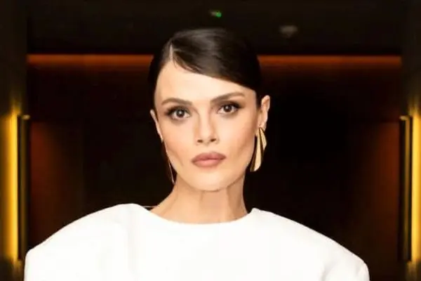 استایل های دلبرانه ستاره ترک تمامی ندارد (تصاویر)