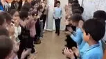 خداحافظی احساسی کودک سوری با همکلاسی‌هایش در ترکیه