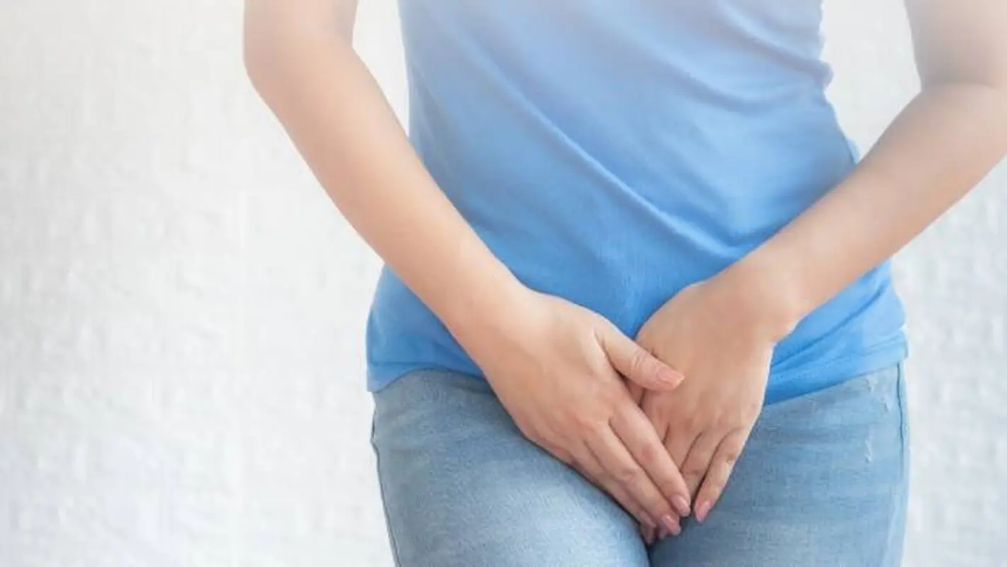 دلایل تیرگی واژن زنان چیست و چگونه درمان می‌شود؟