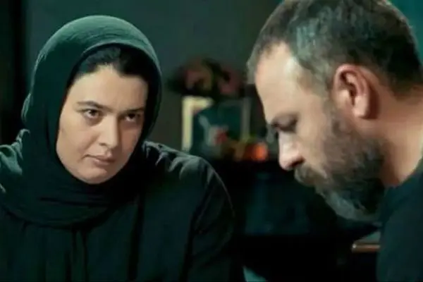 ژیلا شاهی کیست؟ زندگی بازیگر چشم رنگی سریال پوست شیر از مهاجرت تا نقش جنجالی!