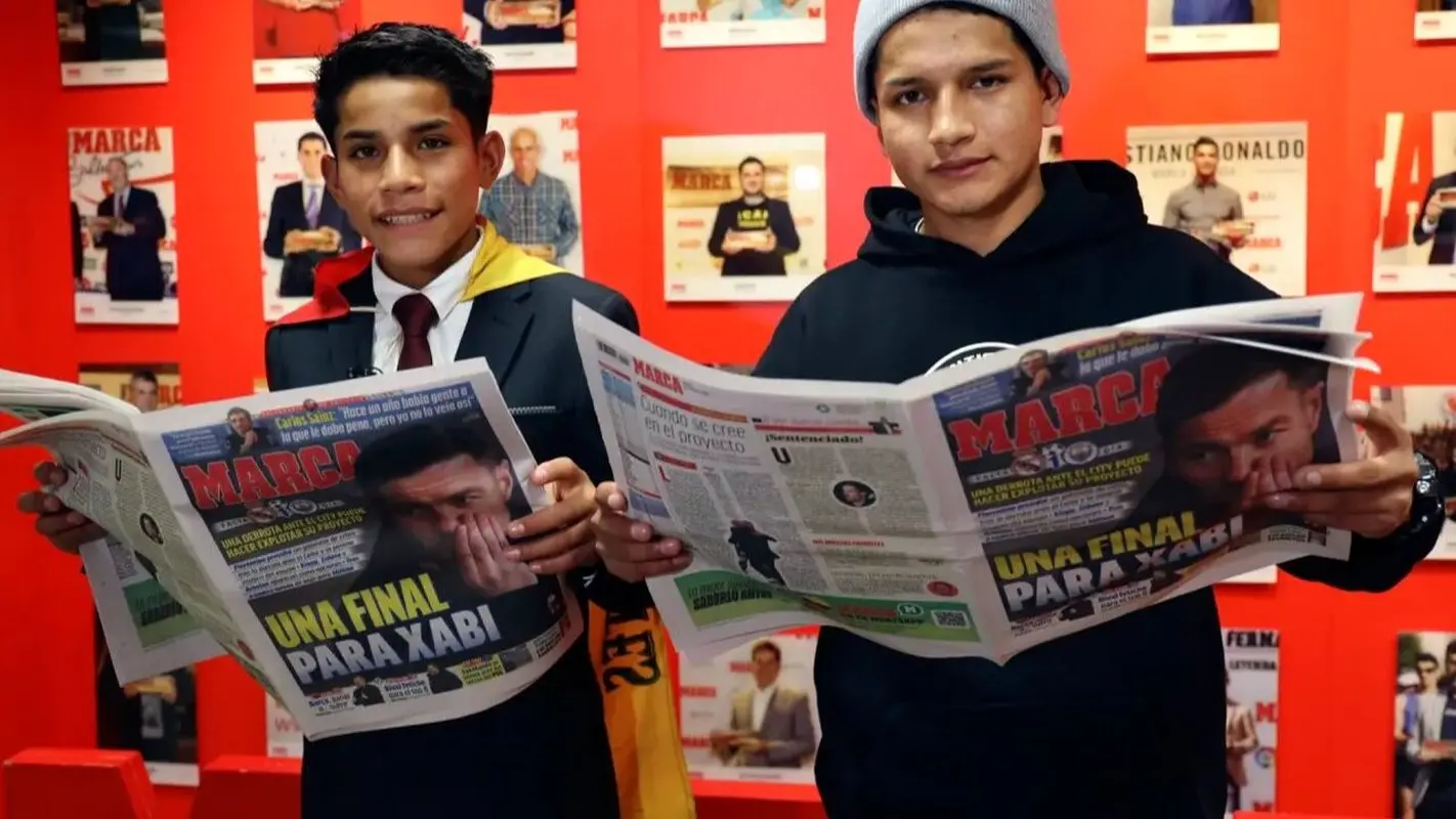 پسربچه 15 ساله ای که میخواهد با شهرت فوتبالش پدر و مادرش را خوشبخت کند