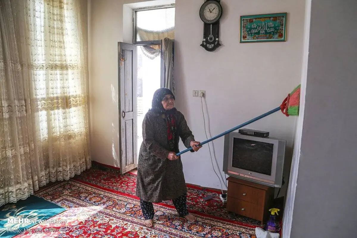 ۳۰ توصیه‌ برای خانه‌تکانی/ مراقبت کمرتان باشید 

