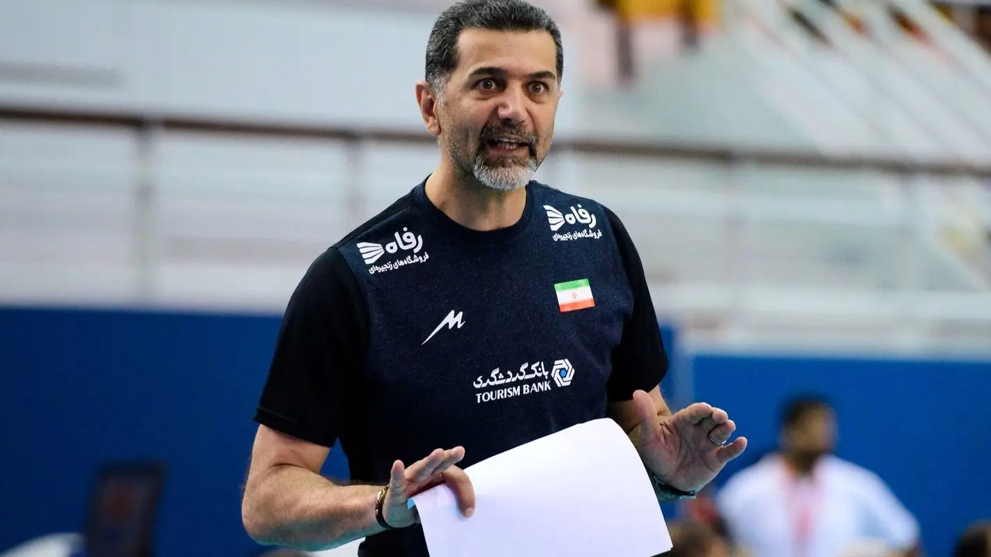 چرا این آقا منفورترین مربی 72 ساعت اخیر ورزش ایران شد؟