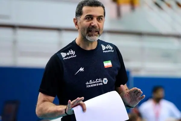 چرا این آقا منفورترین مربی 72 ساعت اخیر ورزش ایران شد؟