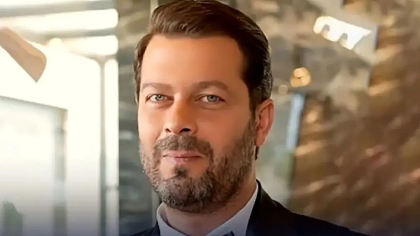 پشت پرده دورهمی صمیمانه پژمان بازغی با بازیگران زن در کیش!