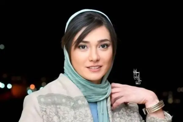 بهترین لحظات سفر دخترانه مینا وحید و دوست زیبایش در شیراز