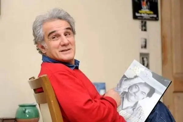 عکس شوکه‌کننده: مهدی هاشمی و مهنوش صادقی در ۷۰ سالگی آقای بازیگر بچه دار شدند!