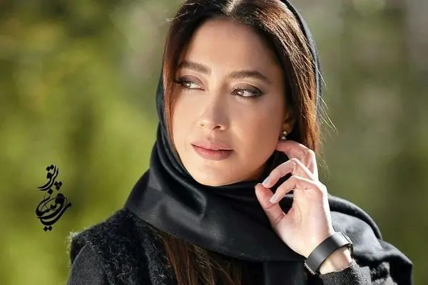 استایل جذاب مونوکروم کیان افشار در اکران گربه سیاه + عکس