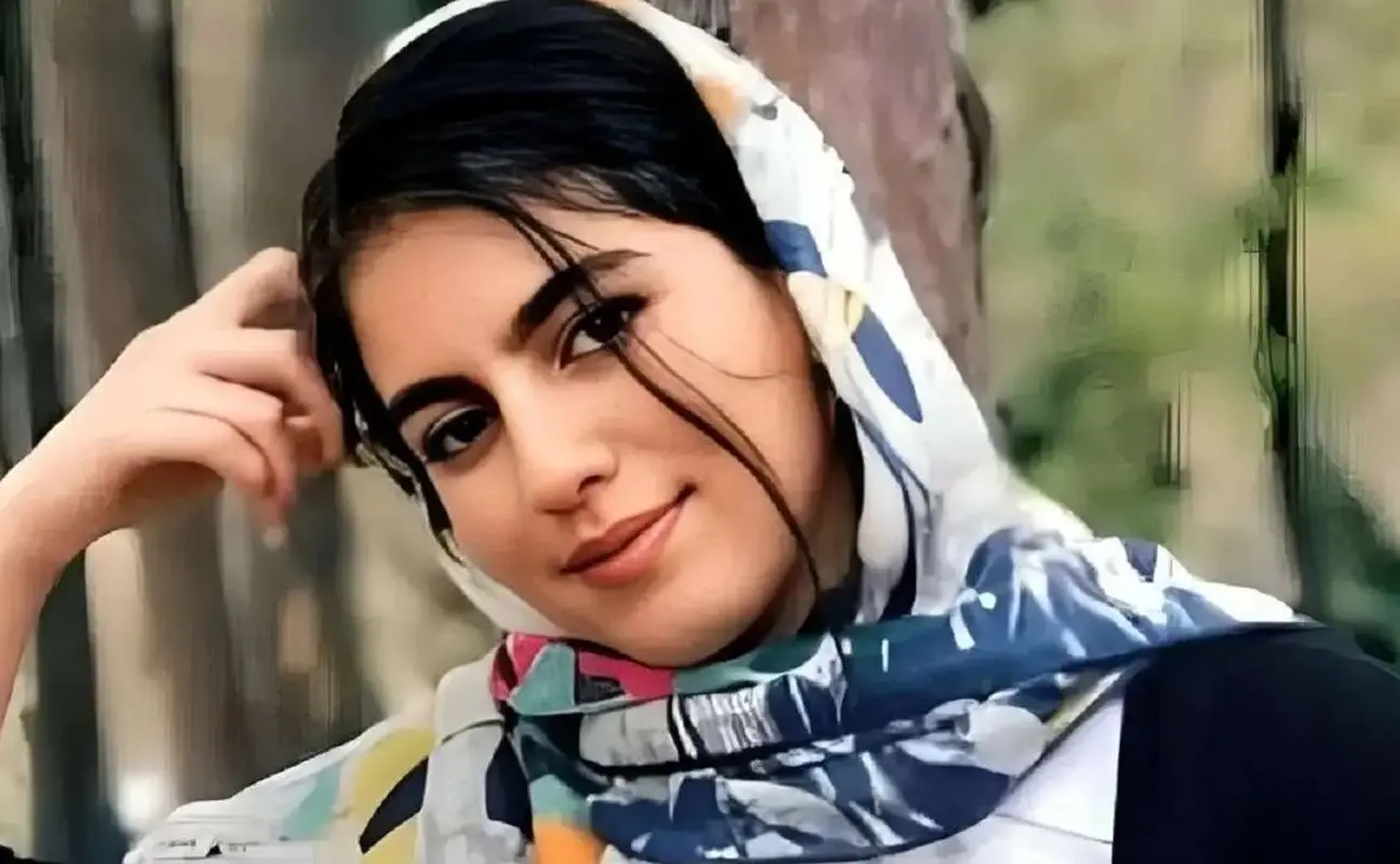 حضور ۲ ستاره پرسپولیس در منزل الهه حسین نژاد / باشگاه پرسپولیس تسلیت گفت