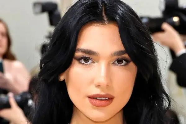 دوآ لیپا، هر استایل چیزی حدود 100 هزار دلار! 