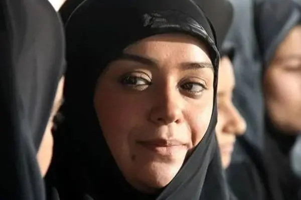 پشت‌پرده شوکه‌کننده زندگی عاشقانه خانم بازیگر ایرانی با 3 شوهر در 18 سالگی!