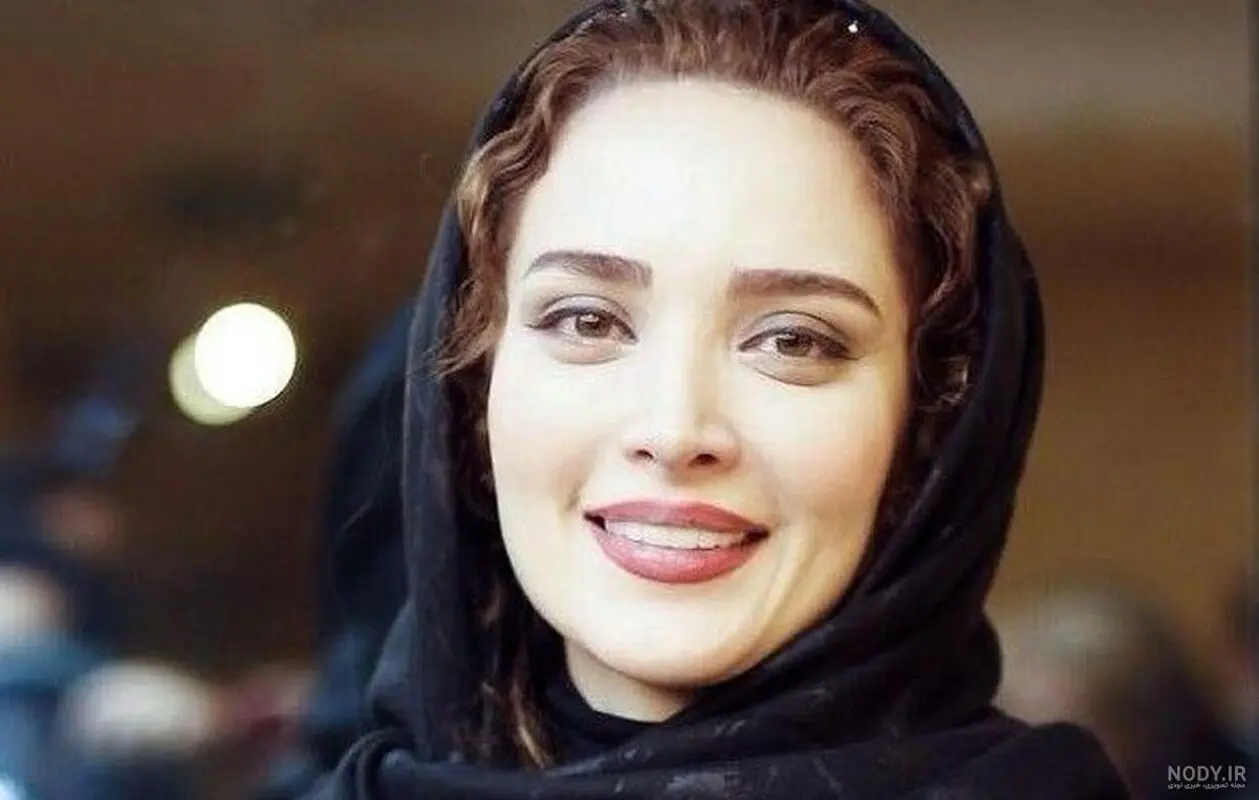 عکس زیرخاکی از بدل هوتن شکیبا و بهنوش طباطبایی در کافه