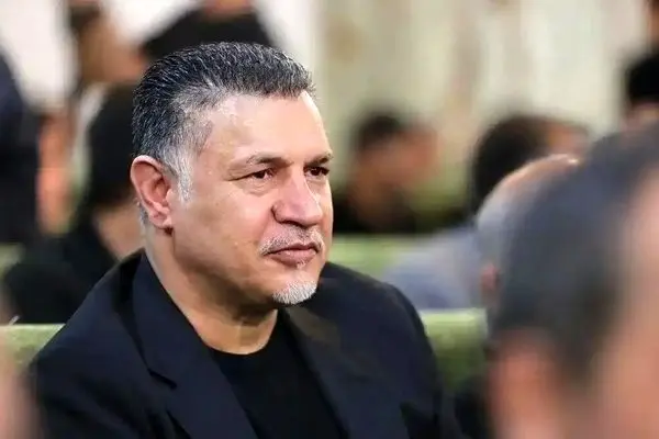 یکی از معروف ترین عکس های علی دایی با سبیل!