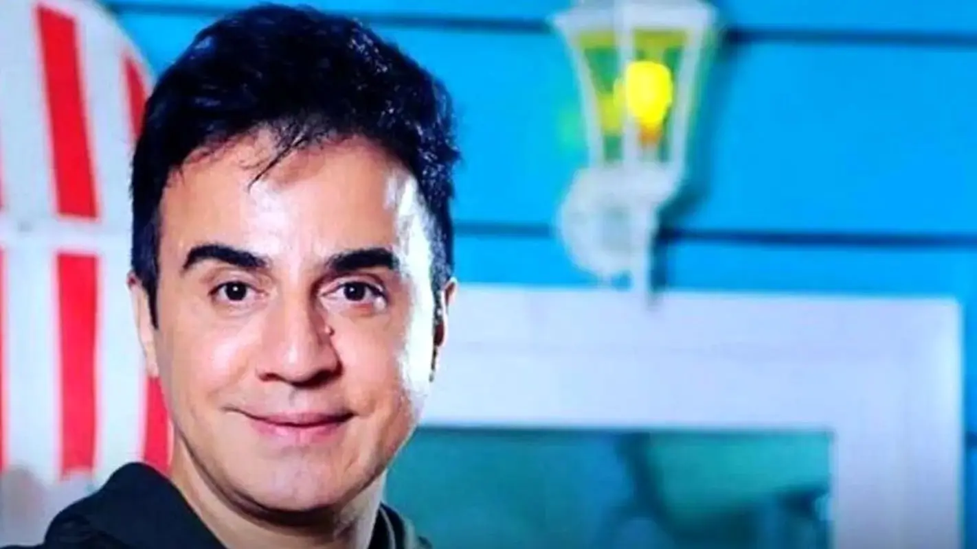 تبریک روز مادر به سبک عمو پورنگ / داریوش همیشه متفاوت بود !