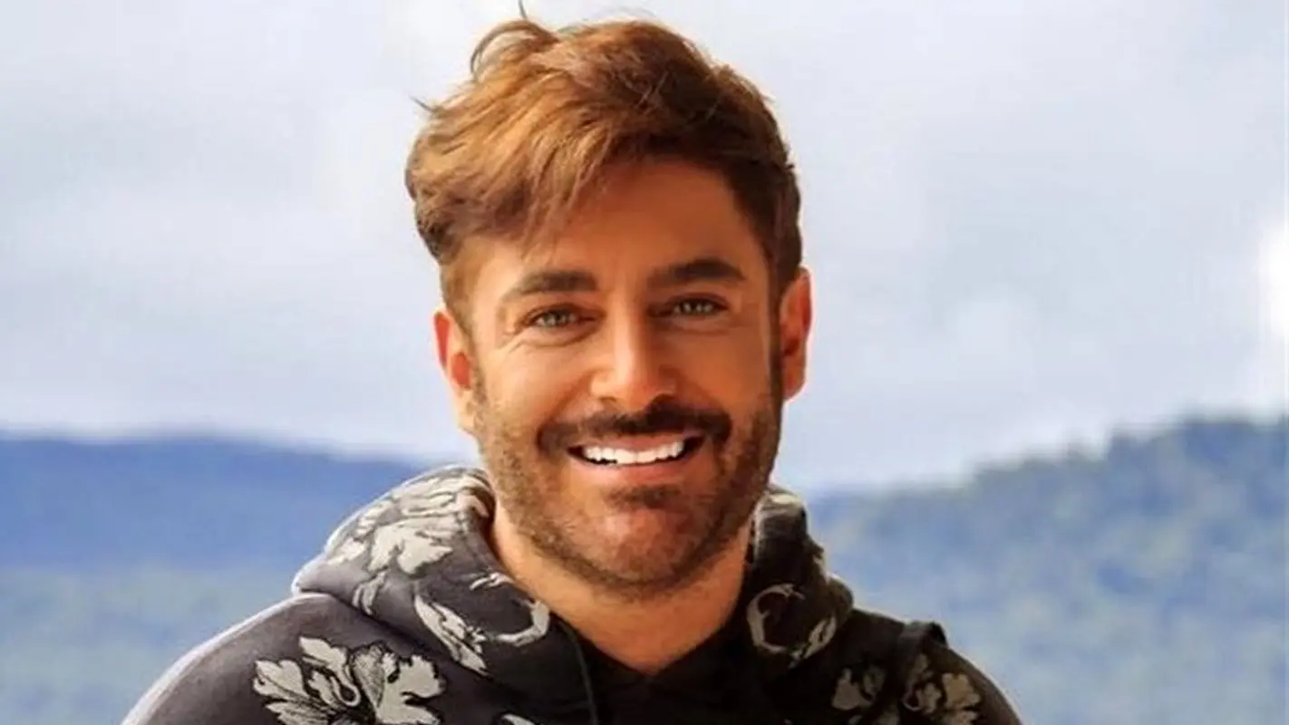 عکسی از محمدرضا گلزار و کیف میلیاردی اش ؛ فقط بلده پز الکی بده !