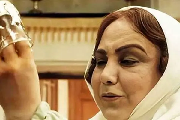 سلفی ترسناک بازیگران بامداد خمار بدون آرایش / واقعاً ترسناک اند !