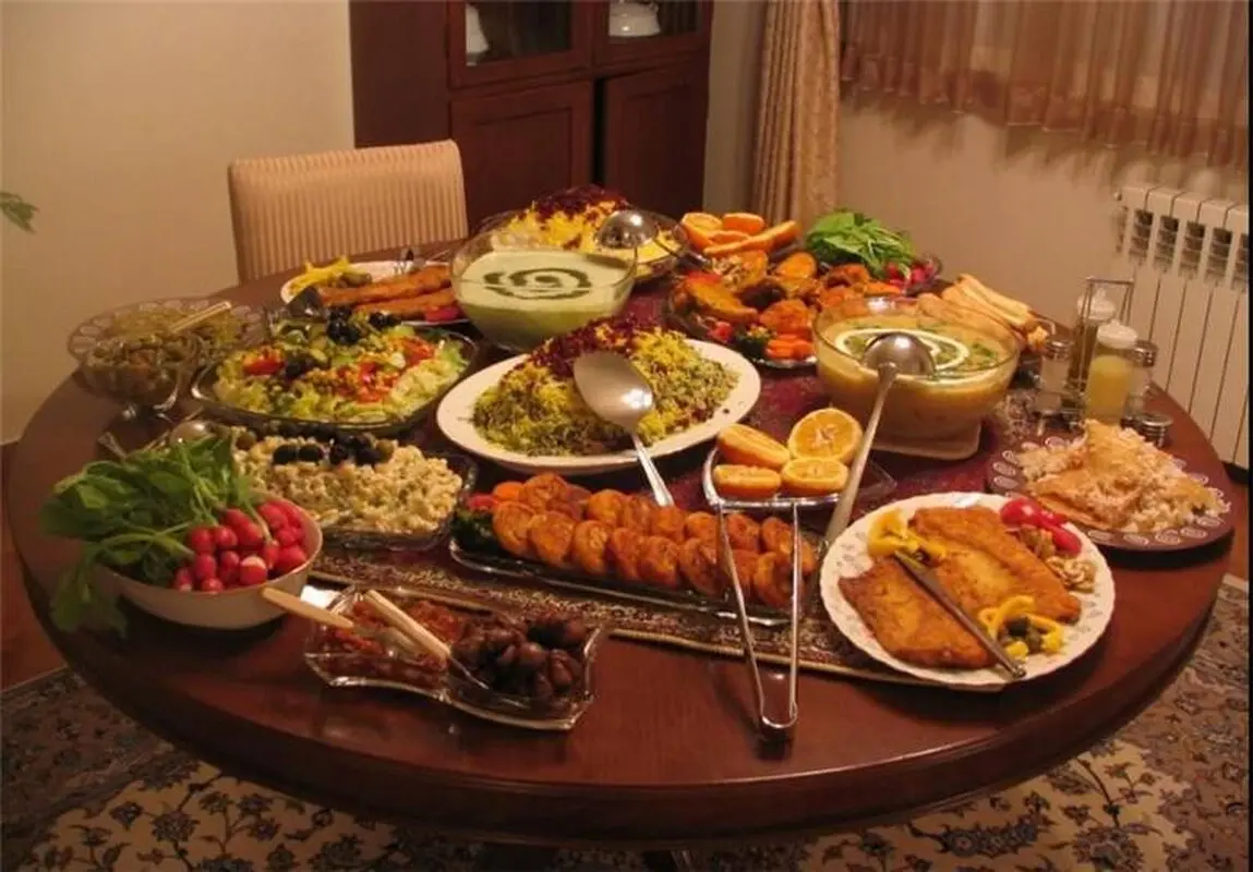 چند توصیه به روزه‌داران؛ درهم‌خوری و پرخوری نکنید

