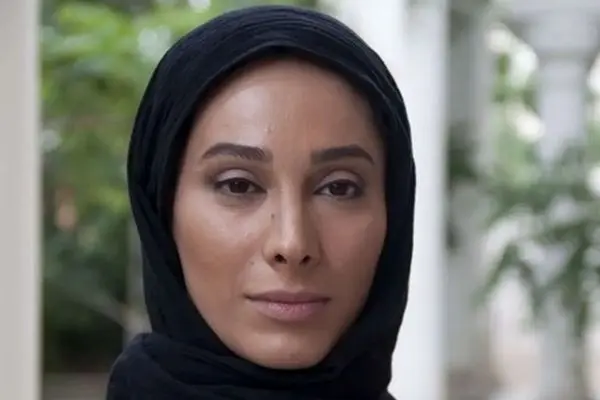 عکسی تلخ از پدر سحر زکریا/ خانم بازیگر تا ابد سیاه پوش پدر و مادرش شد