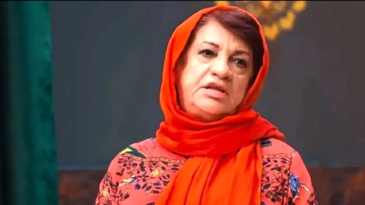 تصویر نادر از دوران کودکی ناهید مسلمی / از بچگی هم بانمک بود !