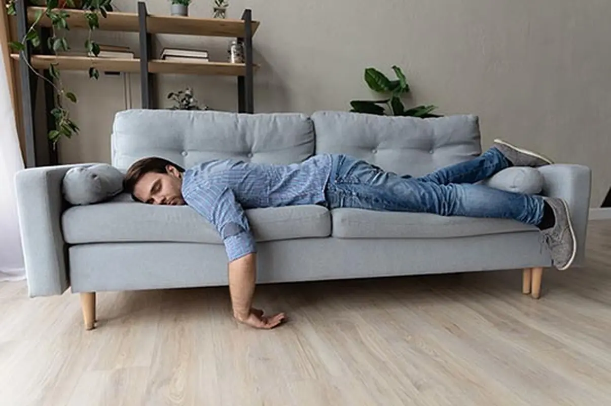 برای خواب نیمروزی؛ چه زمانی، کجا و دقیقاً چند دقیقه بخوابیم؟