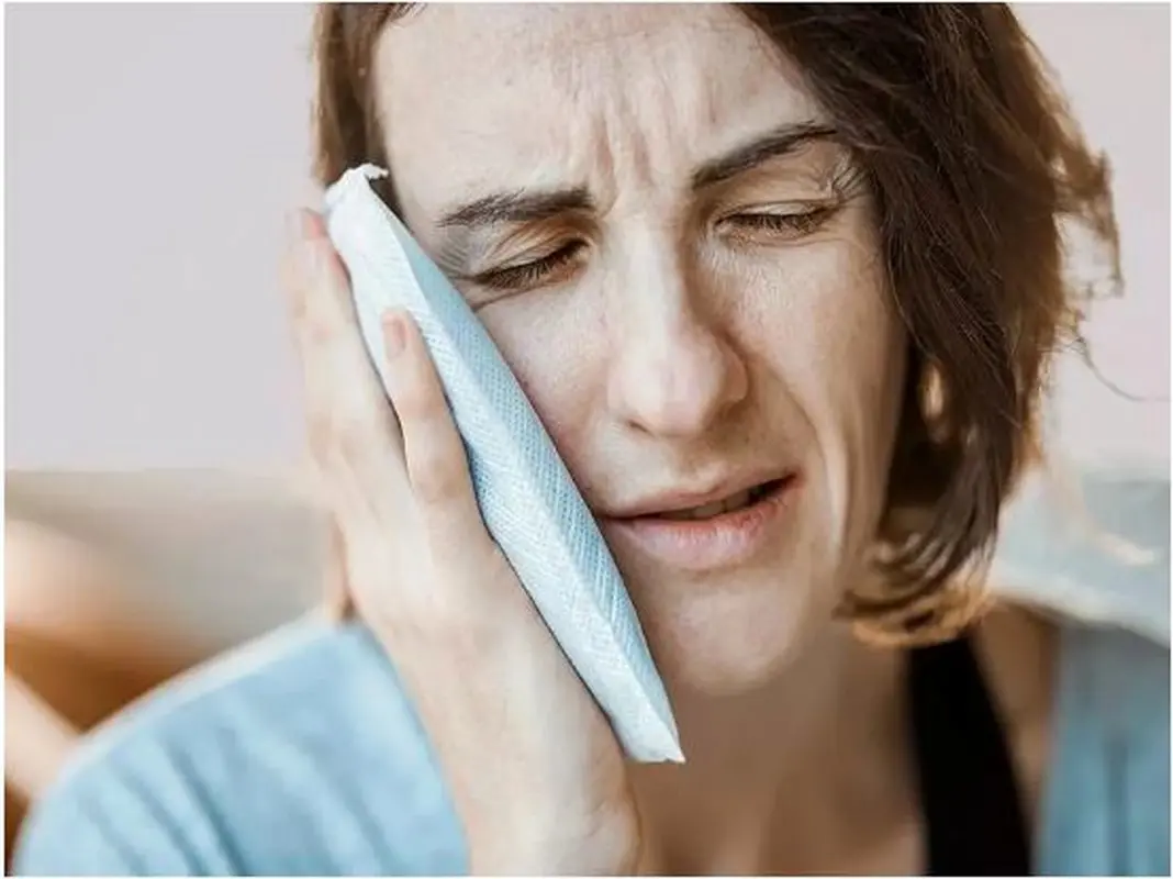 بهترین درمان‌های خانگی عفونت ریشه دندان