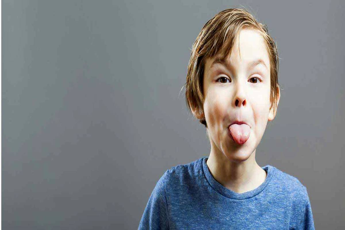 با بی ادبی کودکان چه کنیم؟/ تقلید، جلب توجه یا زنگ خطر؟