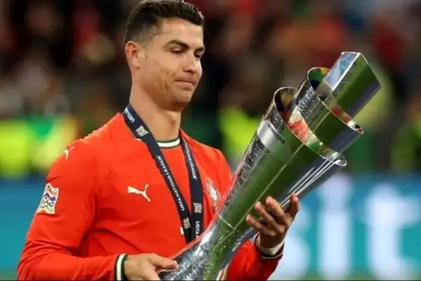 ملاقات جنجالی کریستیانو رونالدو با چه کسی است؟ (عکس)