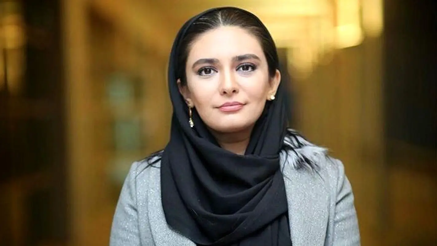ازدواج لیندا کیانی و دستفروشی غیرمنتظره در بازار ماهی فروشان!