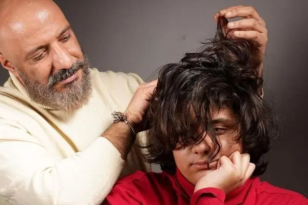 عکس باورنکردنی از پسر امیر جعفری / قد بلند و خوش هیکل در کنار پدرش ! 