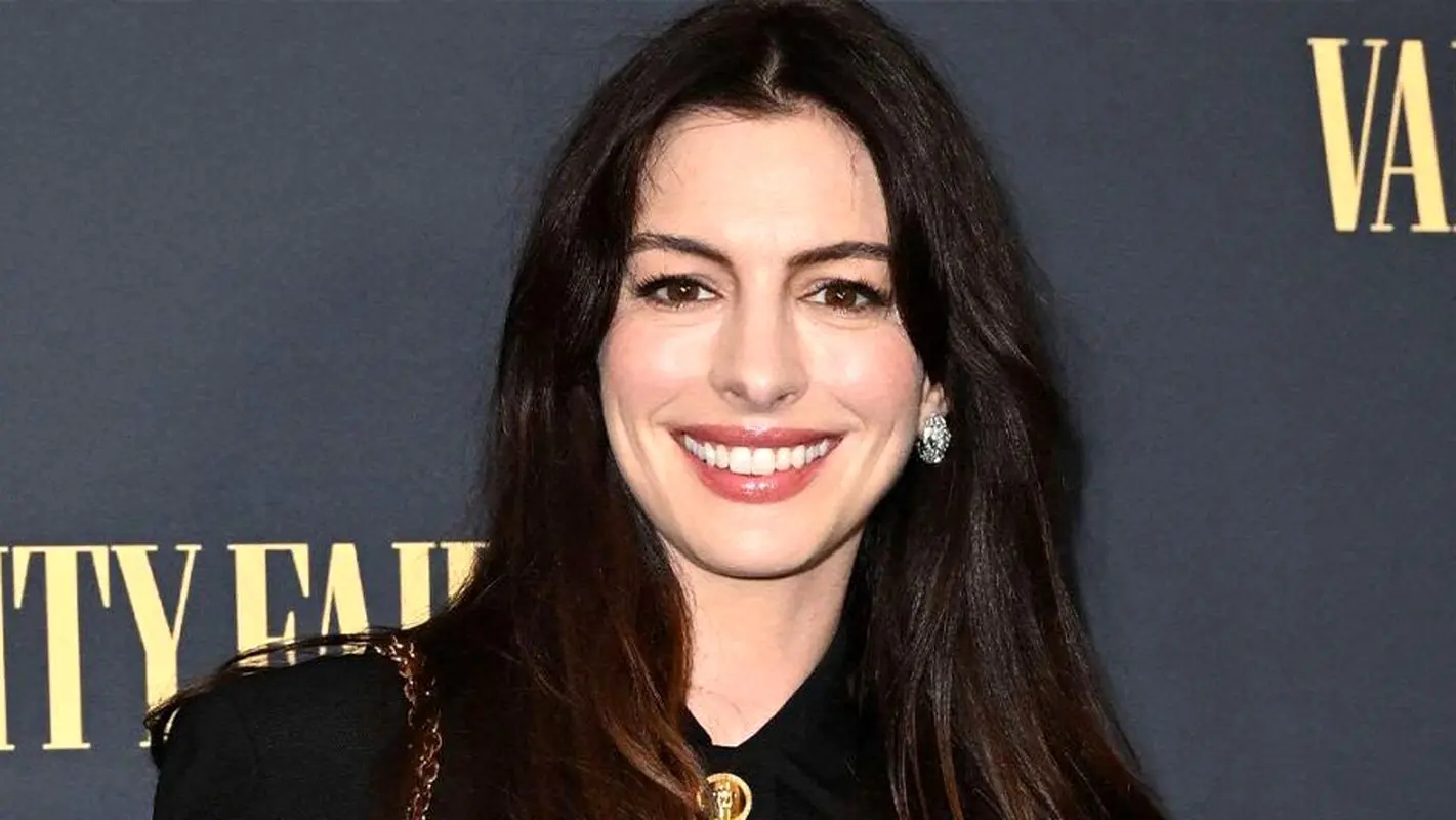 راز زیبایی محسورکننده آن هاثاوی چیست؟