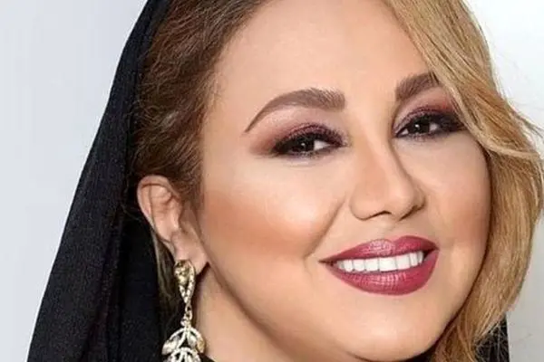 بهنوش بختیاری: همسرم مثل ماری که پوست انداخته لباس‌هاشو رها می‌کنه!