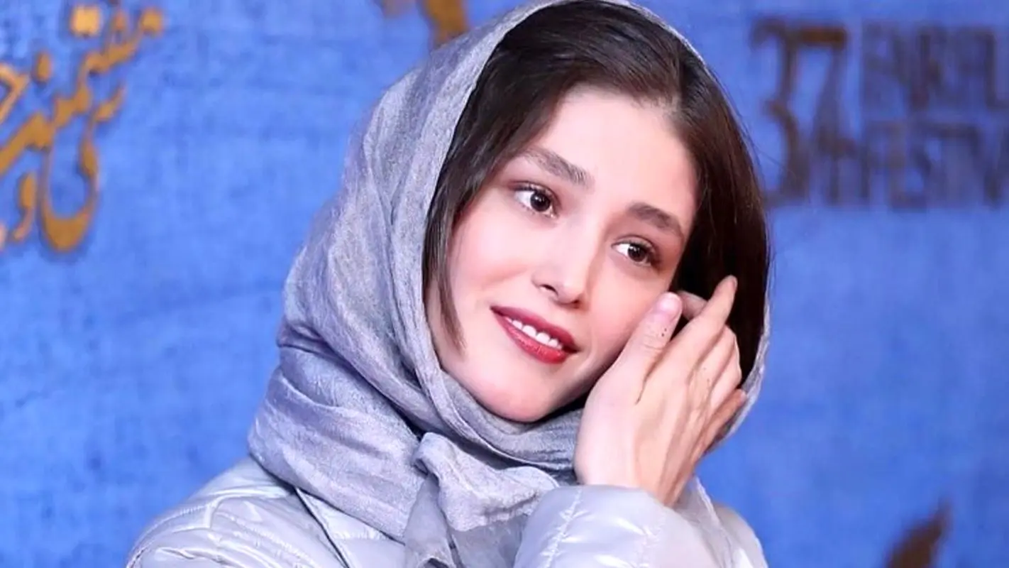 استایل جنجالی و چهره برافروخته فرشته حسینی در پشت صحنه!