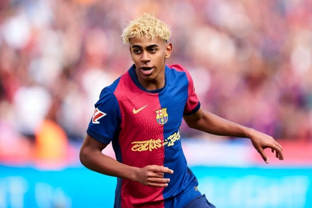 خوش‌گذرانی بی‌پایان سوپراستار ۱۸ ساله / دوست دختر لامین یامال کیست؟ 