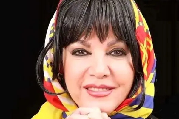 عکس شوکه کننده از فرزانه کابلی با چادر و حجاب / سینما ایران شوکه شد !