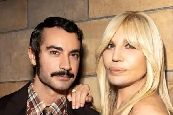 شوک به دنیای مد: مدیر خلاق ورساچه اخراج شد؟