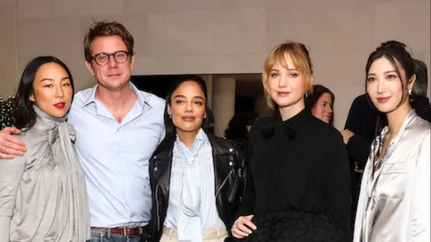 جنیفر لارنس در جشن دیور درخشید / لباس ساده ای که اوج کلاس بود (عکس)