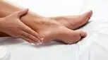 ترک خوردن پاشنه پا نشانه چیست؟