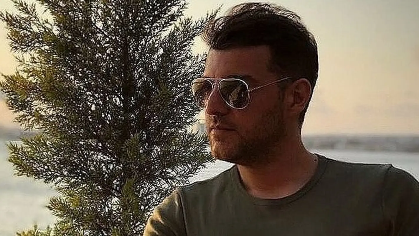 شوک به طرفداران باربد بابایی؛ مجری مشهور در بیمارستان!