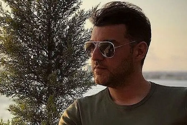 شوک به طرفداران باربد بابایی؛ مجری مشهور در بیمارستان!