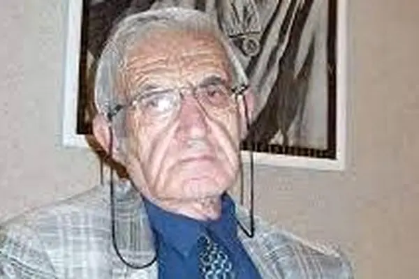 عکس بامزه از پیرترین بازیگر سینما ایران / مهاجرت اردشیر به دبی ؟! 