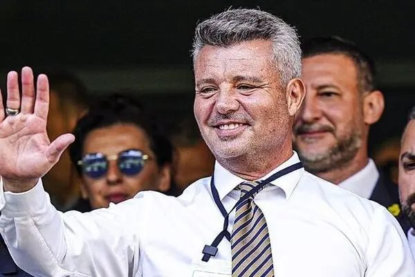 ماجرای رابطه جنجالی رئیس باشگاه فوتبال با خانم مجری سرشناس / شوک به دنیا !