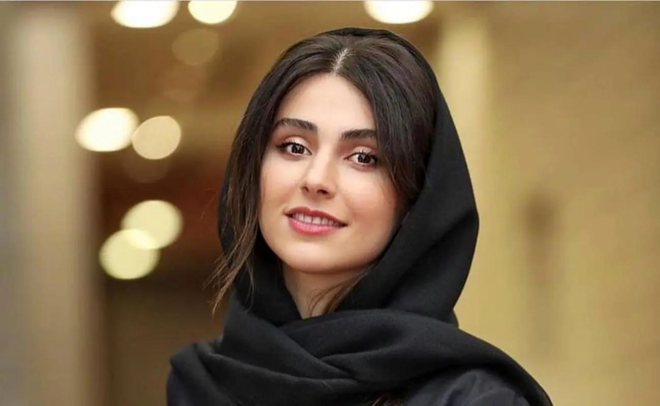 لاله مرزبان با آرایش جیغ اینستاگرام را ترکاند /  میکاپ شیک خانم بازیگر با رژ لب قرمز + عکس