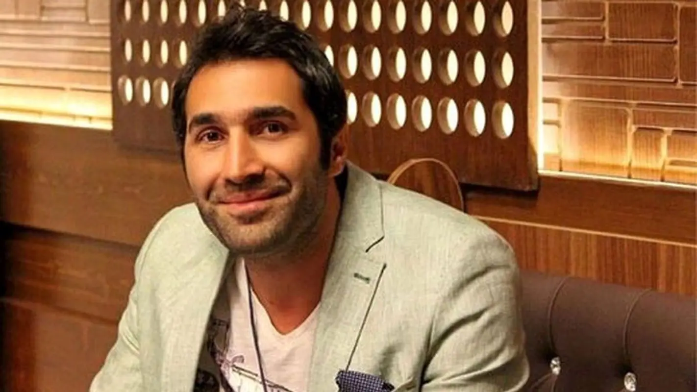 سمانه پاکدل، عروس اشرافی با کلاهی به سبک فرعونی‌ها  +عکس لو رفته