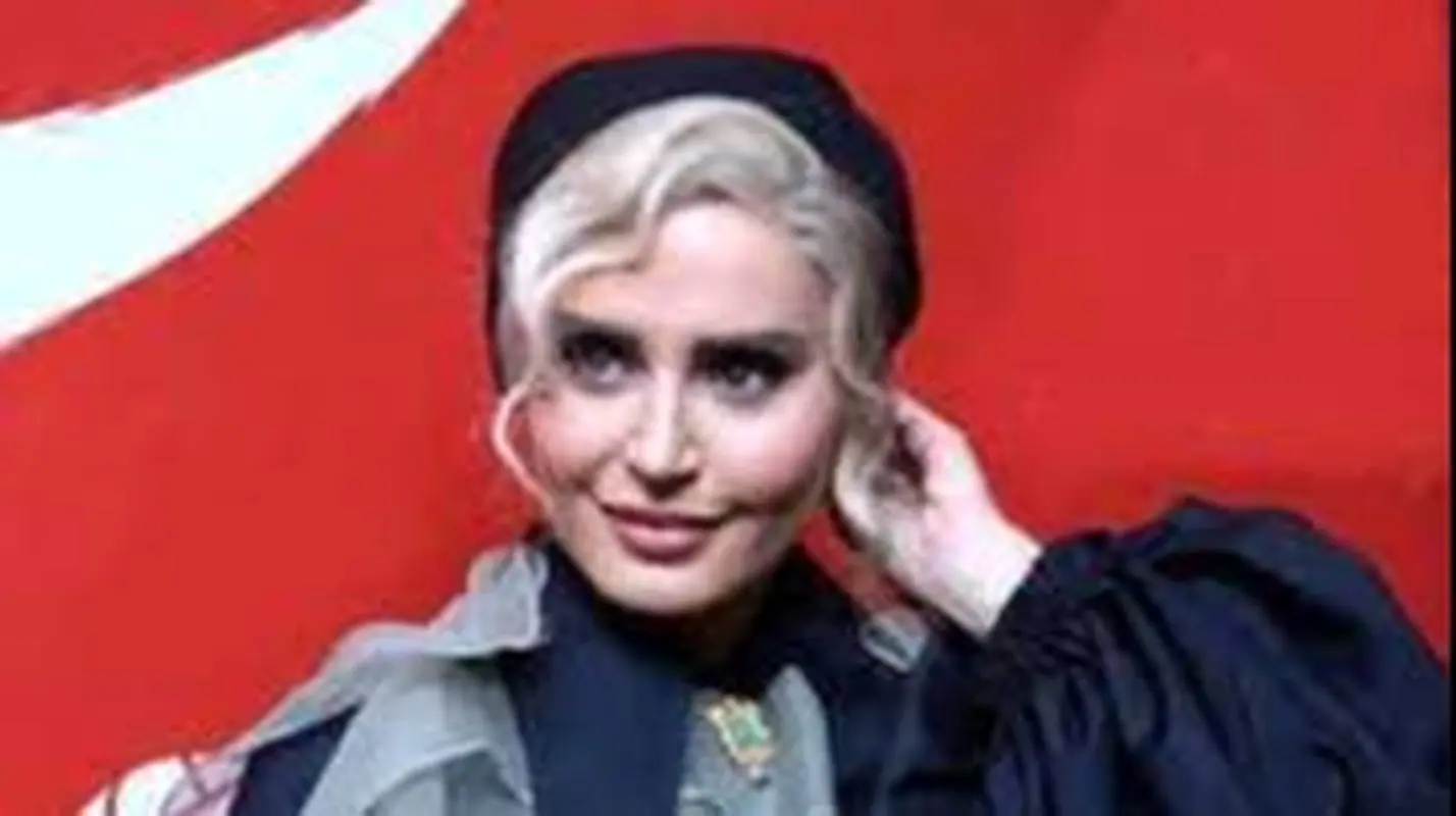 عکس لورفته از النازشاکردوست و برادرش در یک پارتی میلیاردی/ خواهر و برادر در آغوش یکدیگر