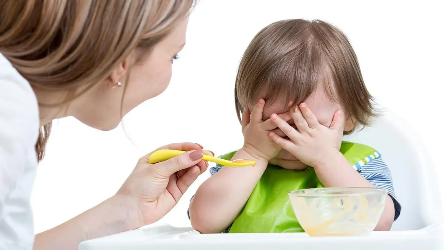 چگونه بدون فریاد زدن، کودک نوپای خود را وادار به گوش دادن کنیم؟ (ویدئو)