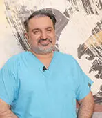 دکتر امیر مولایی فر، متخصص زیبایی