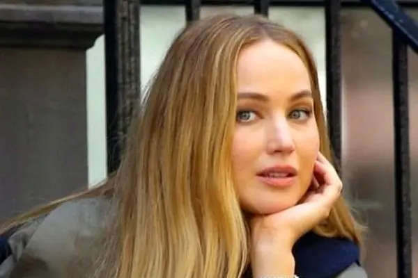 ظاهر زیبای جنیفر لارنس در کریسمس / خودمانی تر از همیشه!