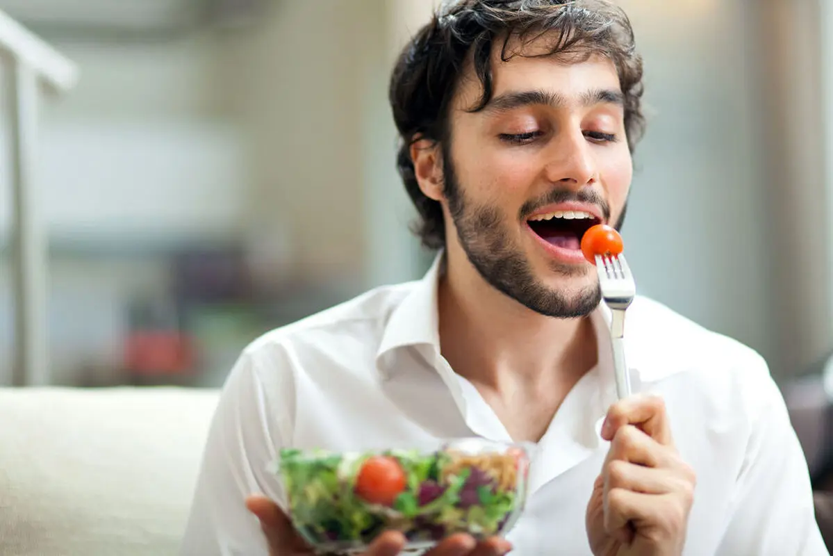 این 8 میان وعده مقوی و خوشمزه را در محل کار میل کنید