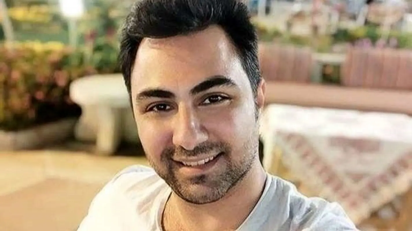بابک انصاری با چهرهای تازه و تصاویر جنجالی در کنار ترانه علیدوستی و آرام جعفری از 16 سالگی تا دامادی